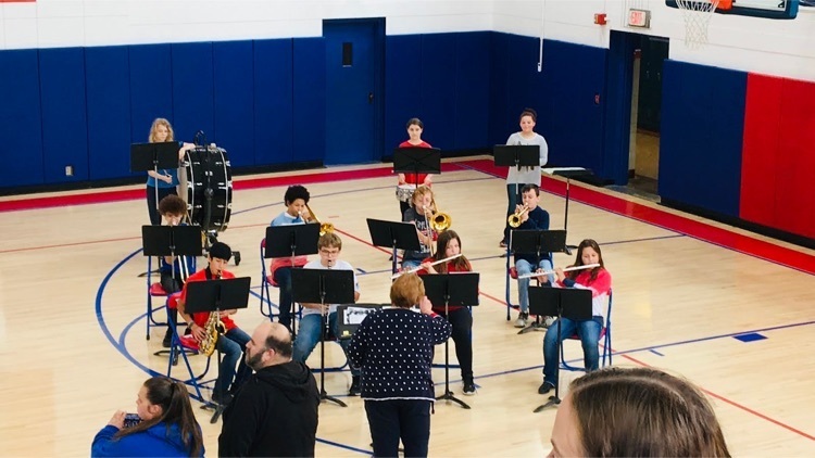 band students playing 